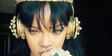 Rihanna’s Single Tweet Sells Out Dolce and Gabbana $9000 Headphones