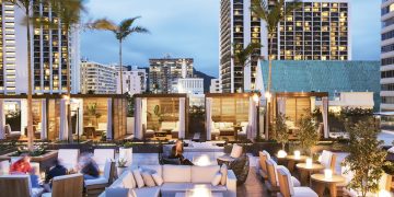 Alohilani Resort Waikiki Beach Connects Guests With Culture