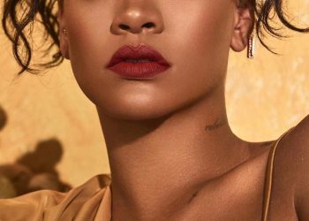 Fashion World Erupts As Rihanna Joins LVMH With Fenty Brand