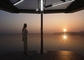 BMW’s Groundbreaking Zero-Emission Watercraft Hits the Water