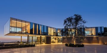 Above Los Angeles: Inside the Remarkable Orum Residence